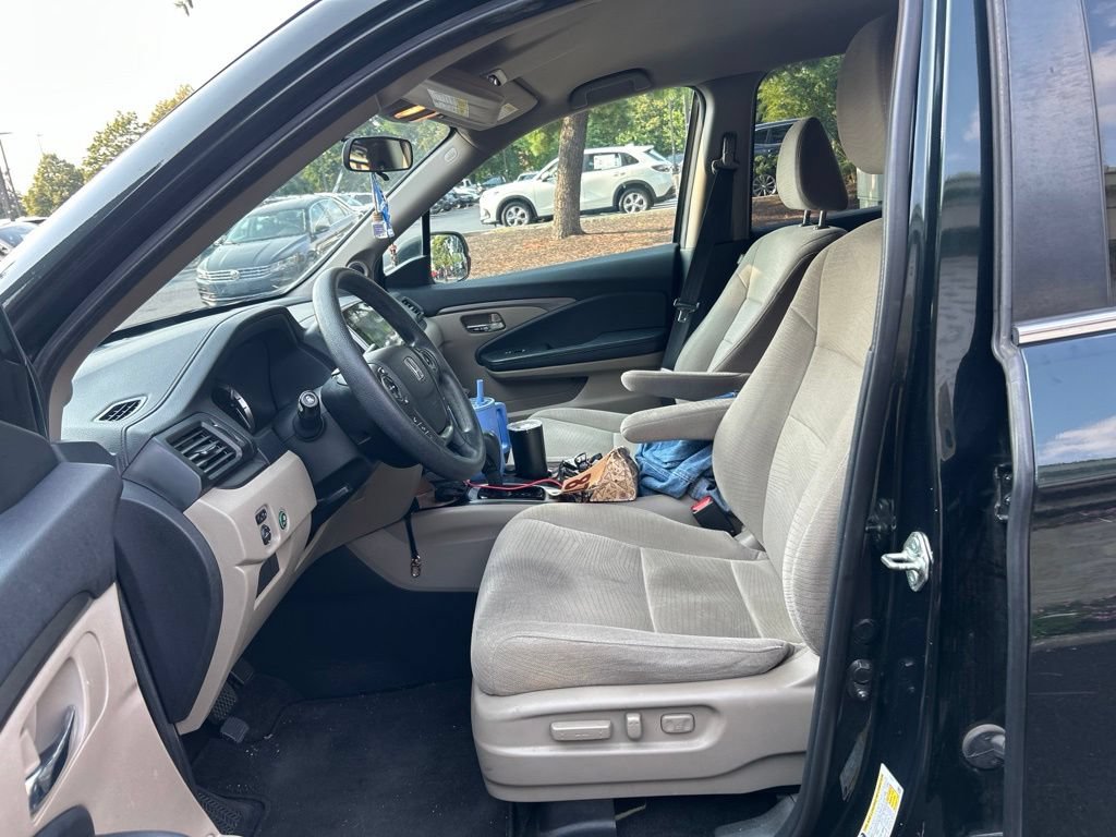 Used 2018 Honda Pilot EX image 11