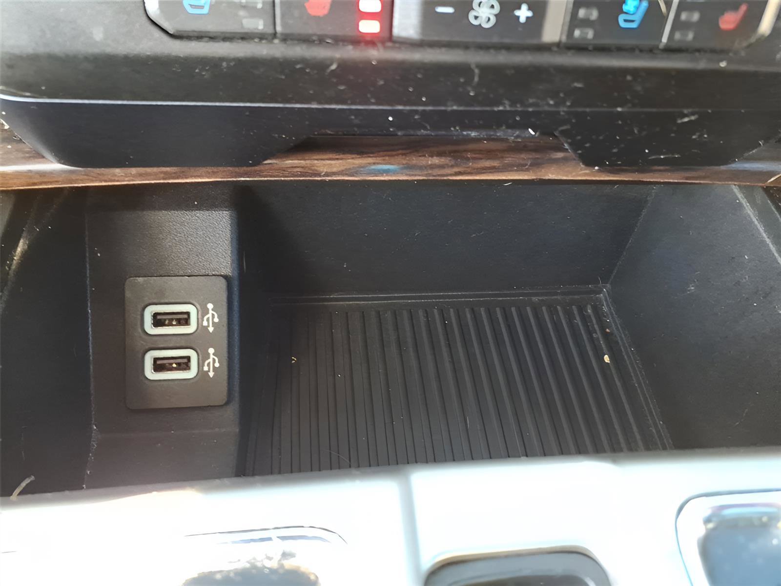 Used 2018 Ford F150 Lariat w/ Equipment Group 502A Luxury image 30