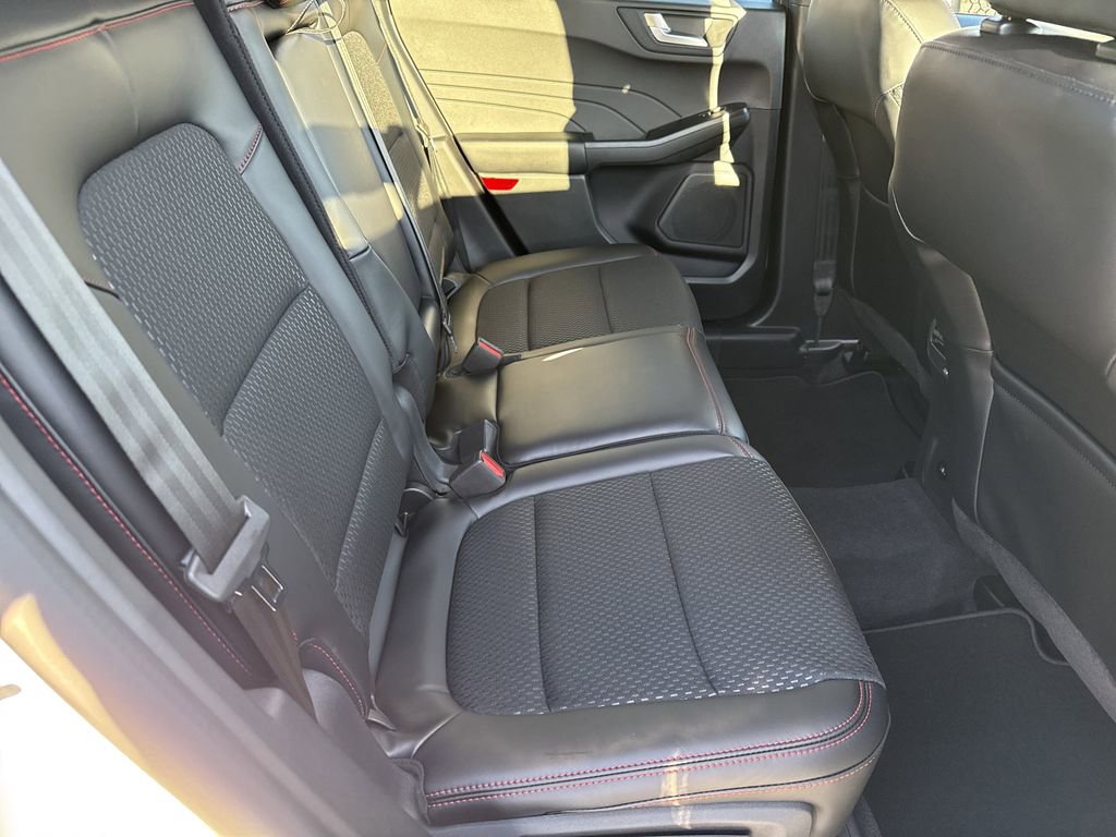 New 2026 Ford Escape ST-Line w/ Tech Pack #1 image 16