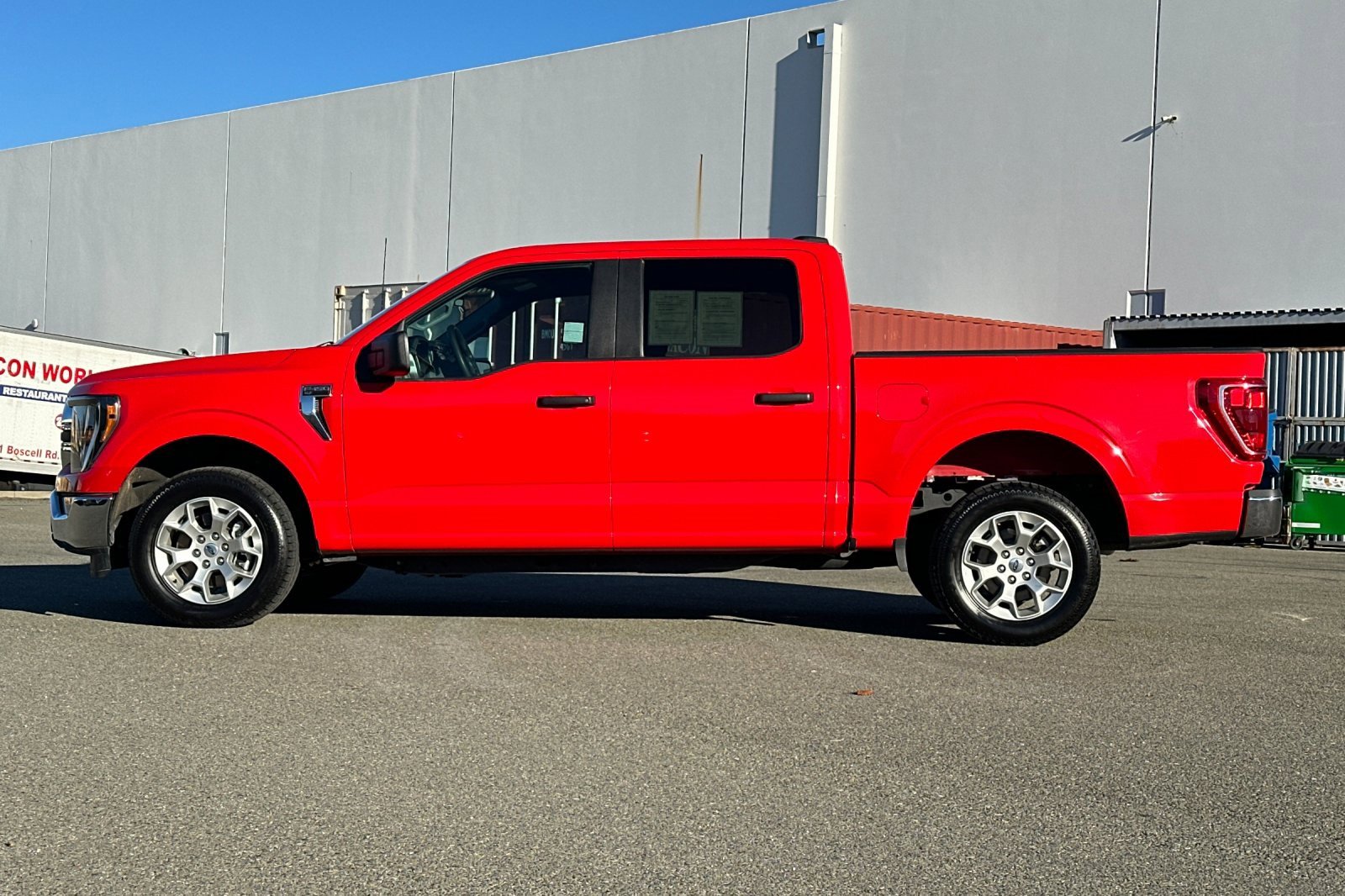 Used 2023 Ford F150 XLT image 7