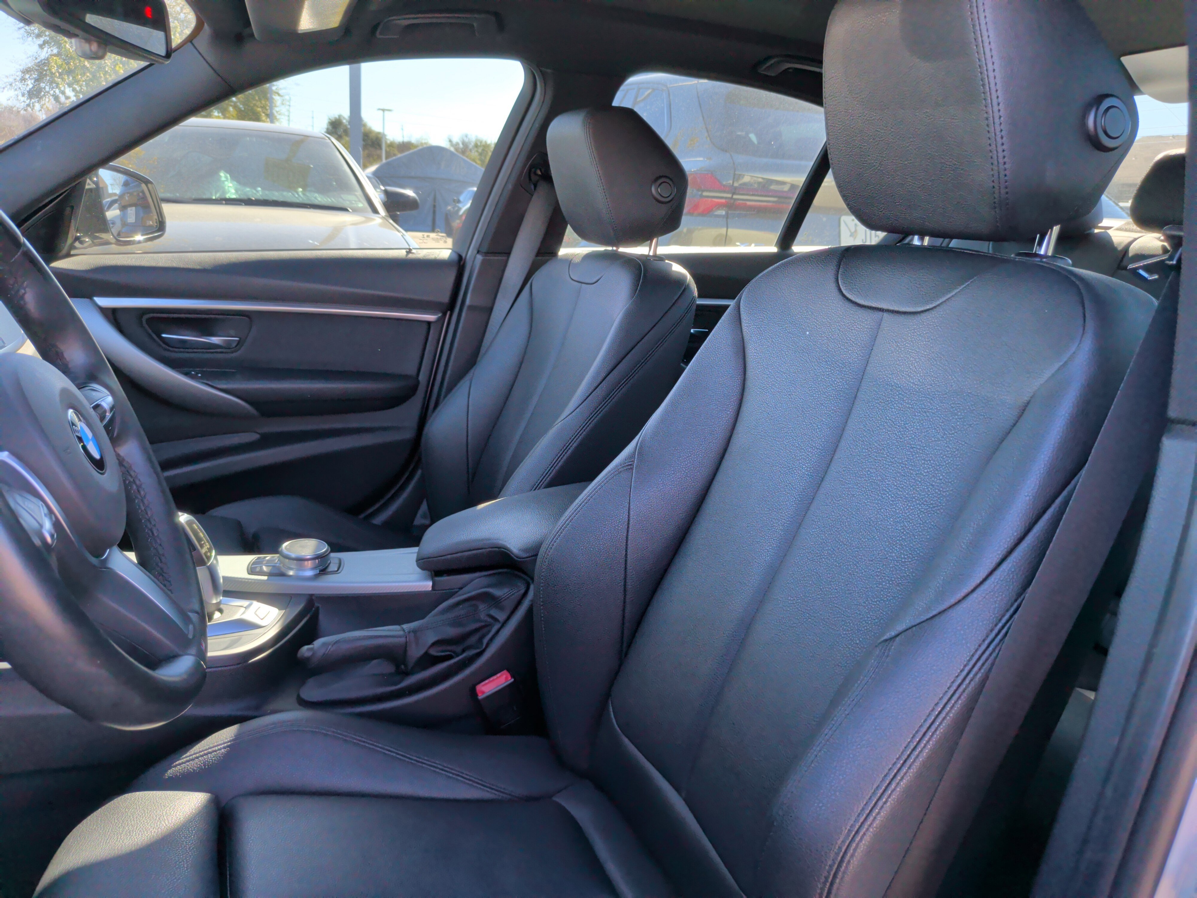 Used 2018 BMW 330e w/ M Sport Package image 25