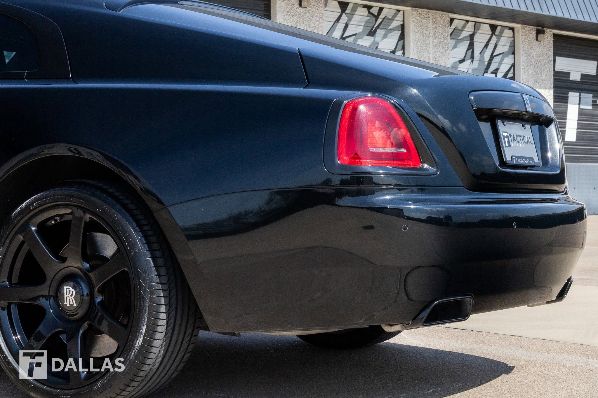 Used 2017 Rolls-Royce Wraith RWD image 13
