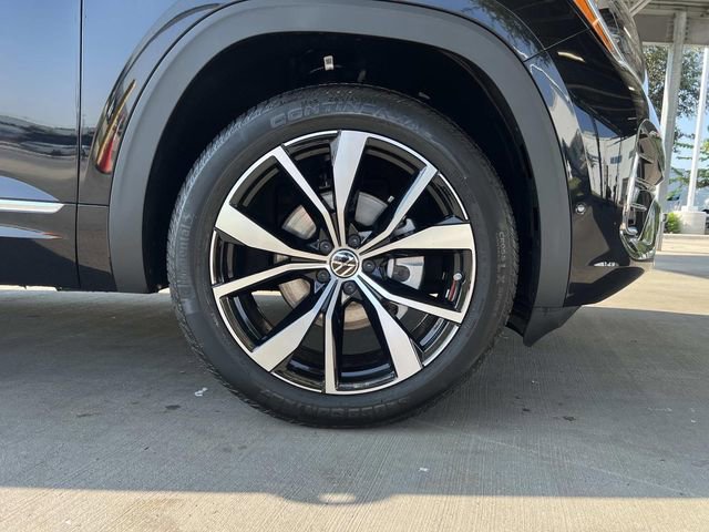 New 2026 Volkswagen Atlas SEL Premium R-Line image 13