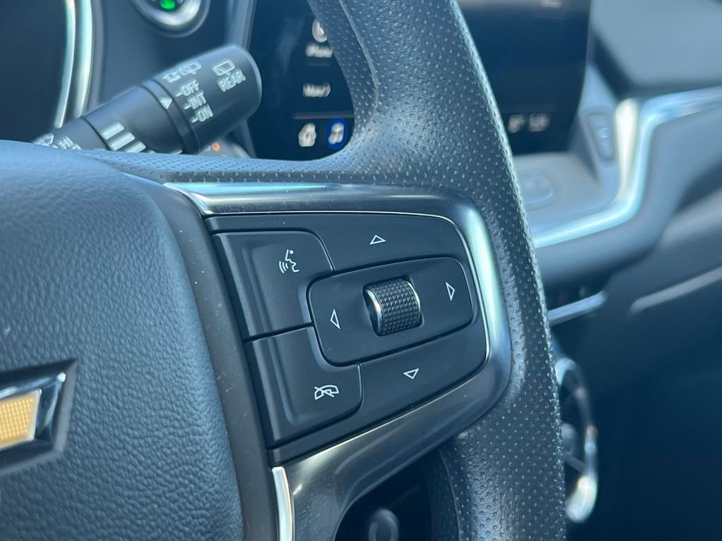 Used 2025 Chevrolet Blazer LT image 21