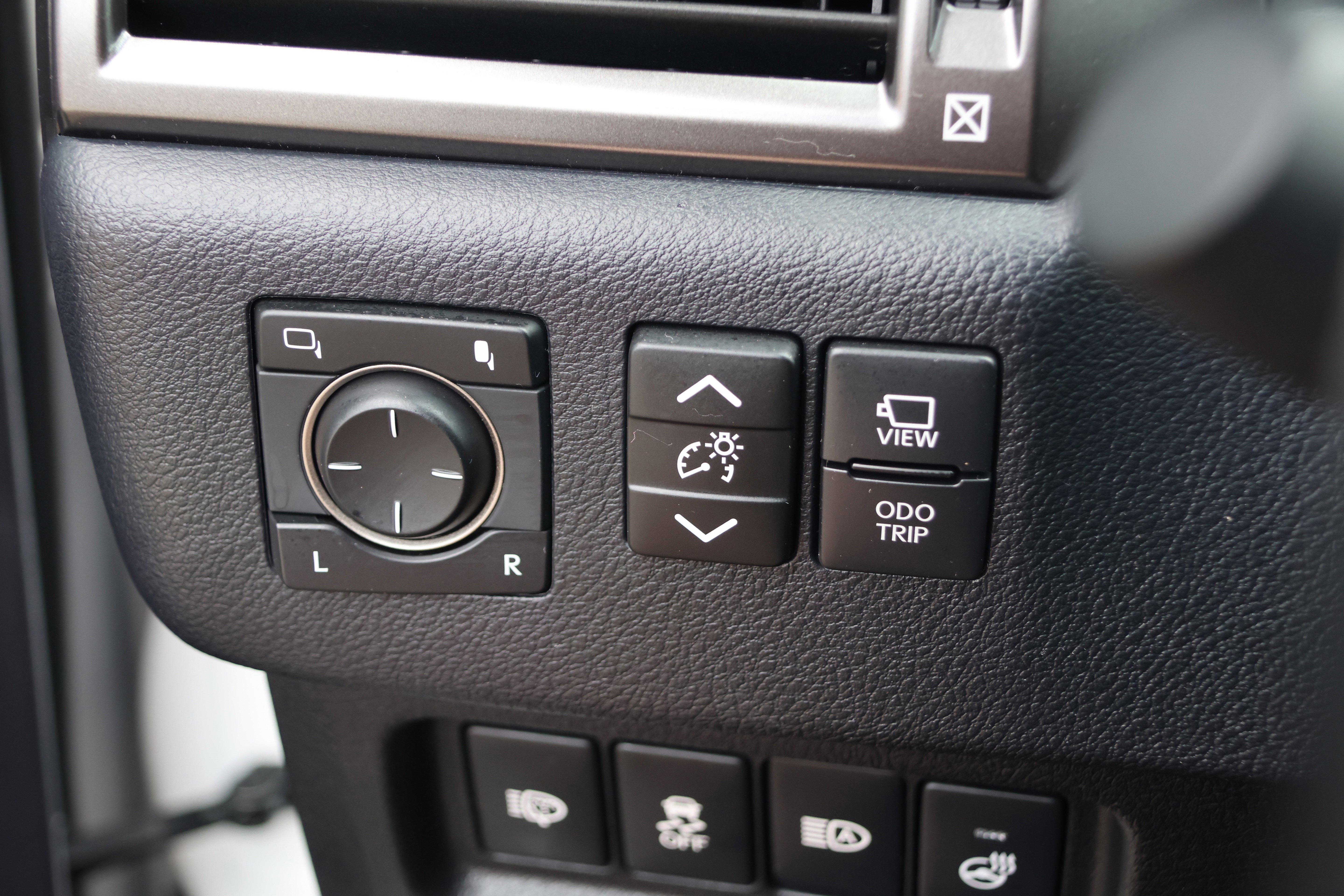 Certified 2023 Lexus GX 460 w/ Black Line Special Edition image 15