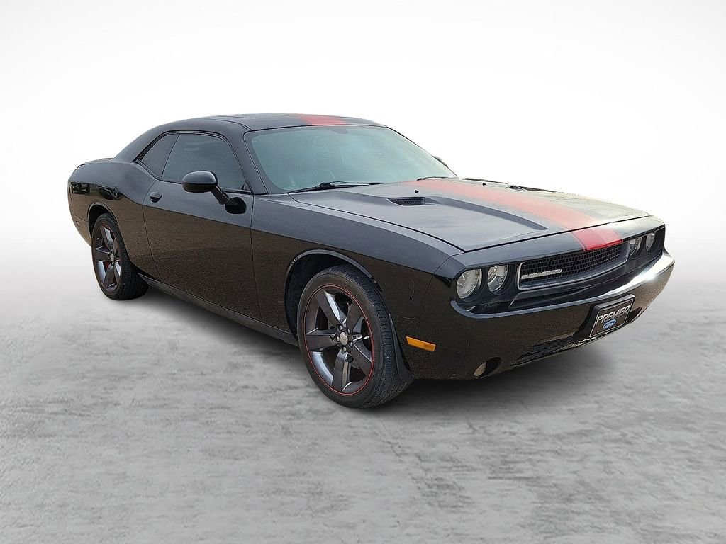 Used 2013 Dodge Challenger SXT