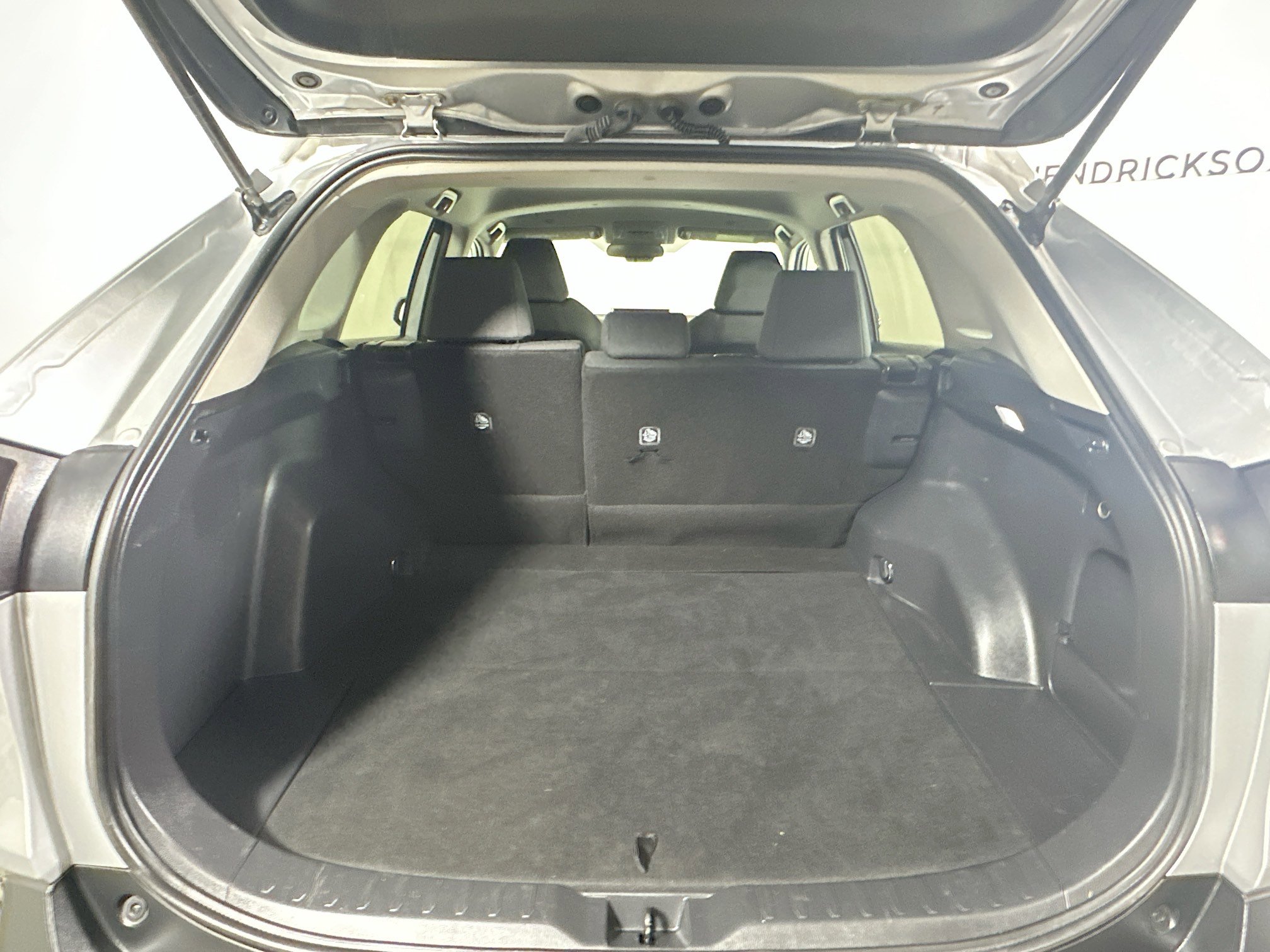 Used 2024 Toyota RAV4 XLE image 31