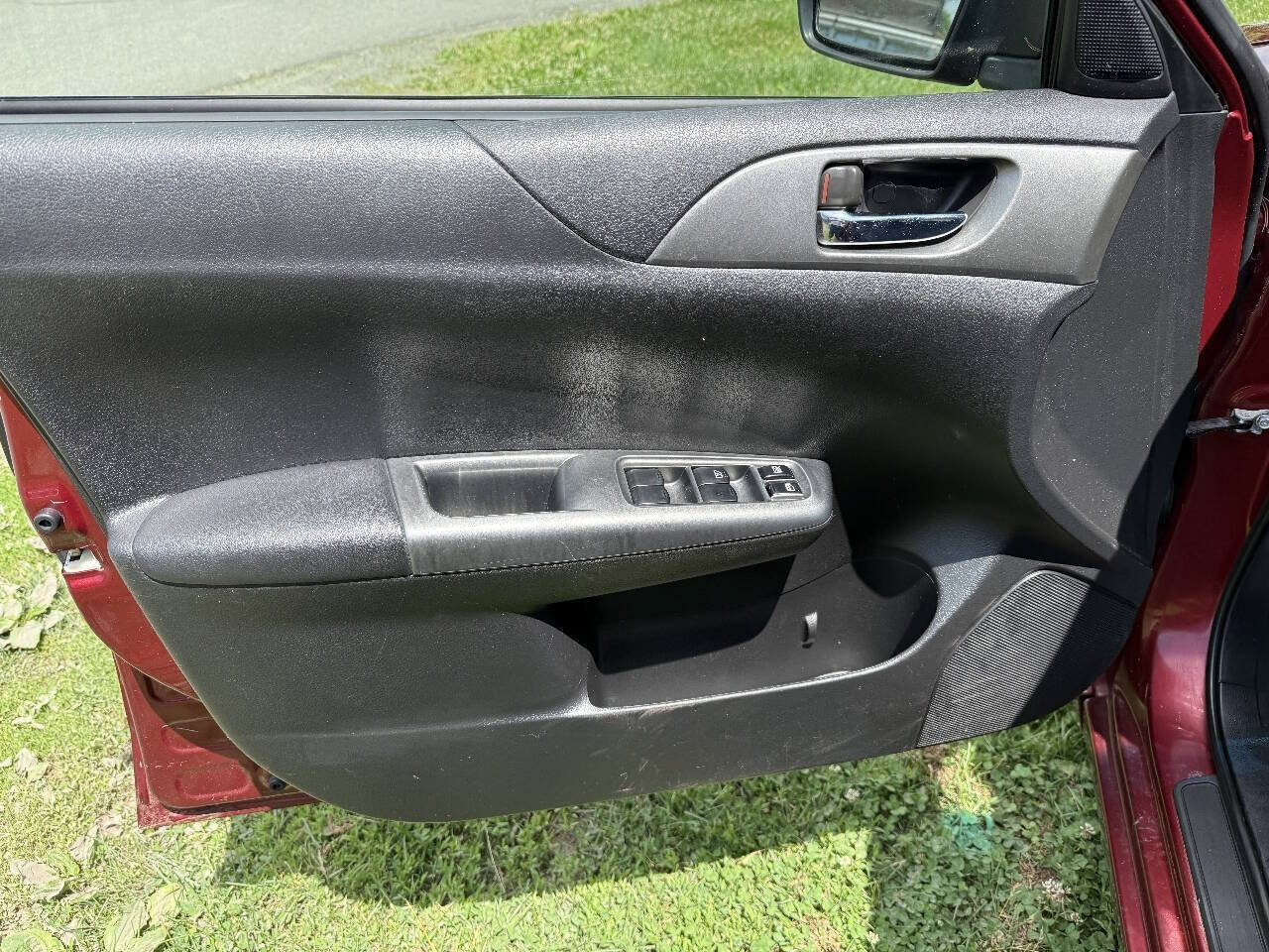 Used 2011 Subaru Impreza Outback Sport AWD/4WD image 8