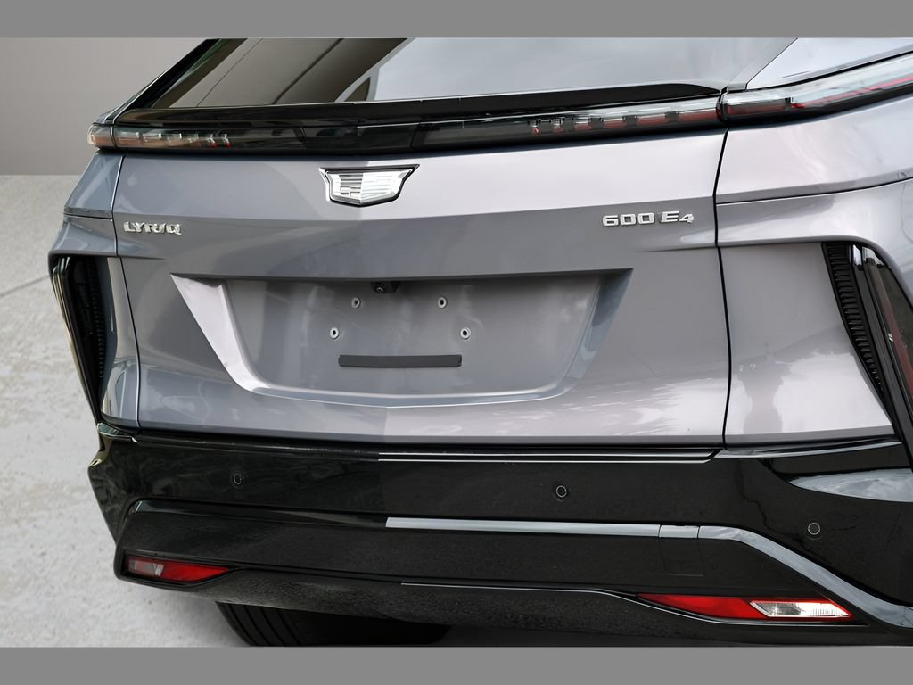 Used 2024 Cadillac Lyriq Sport AWD/4WD image 27