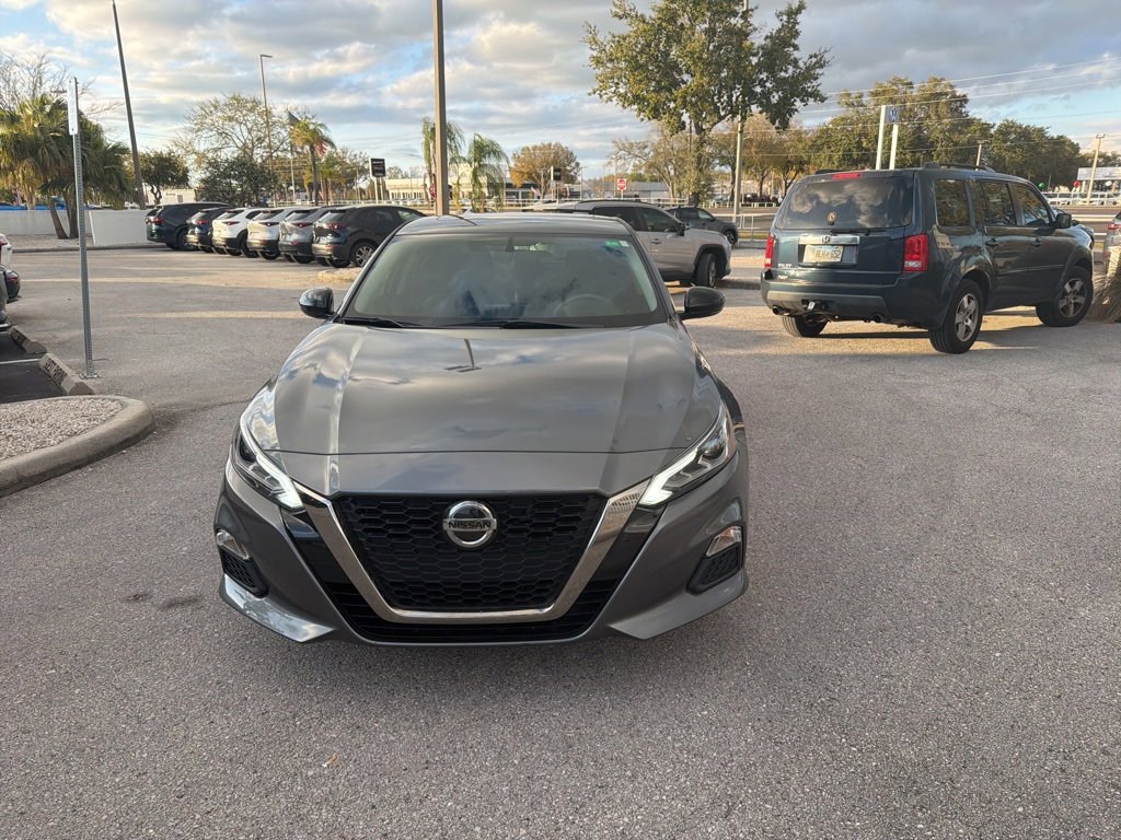 Used 2019 Nissan Altima 2.5 SR w/ SR Premium Package image 7