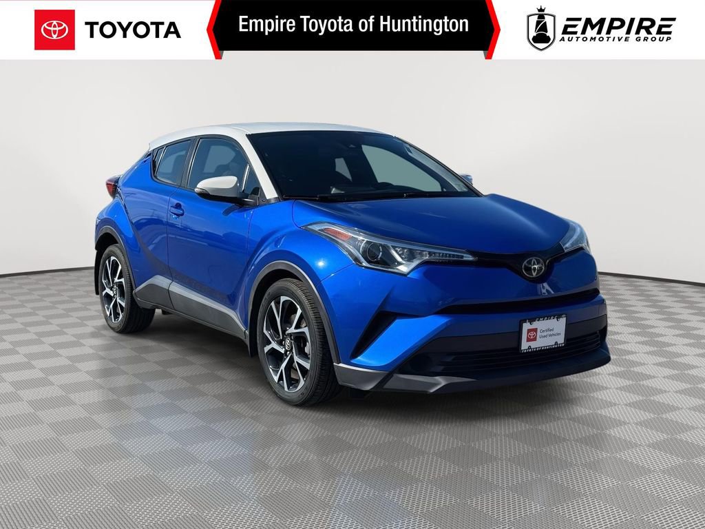 Used 2018 Toyota C-HR XLE image 1