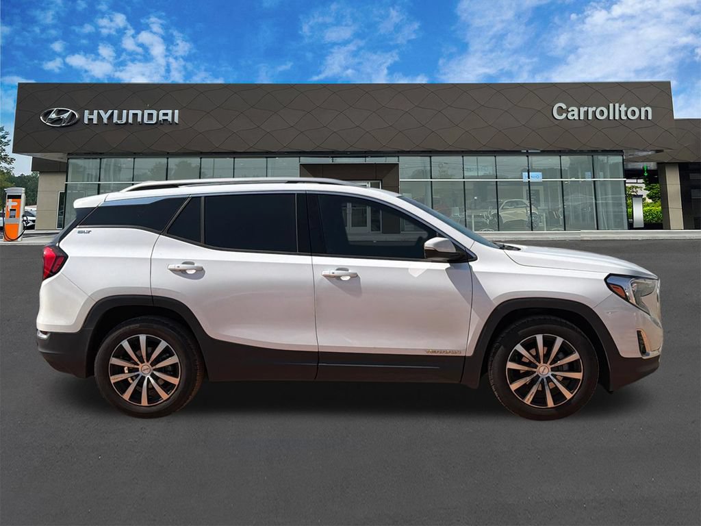 Used 2020 GMC Terrain SLT w/ Preferred Package FWD image 4