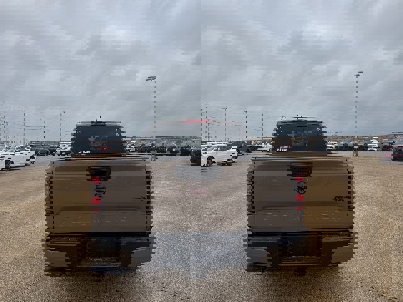 Used 2023 Nissan Frontier Pro-X w/ Technology Package image 17