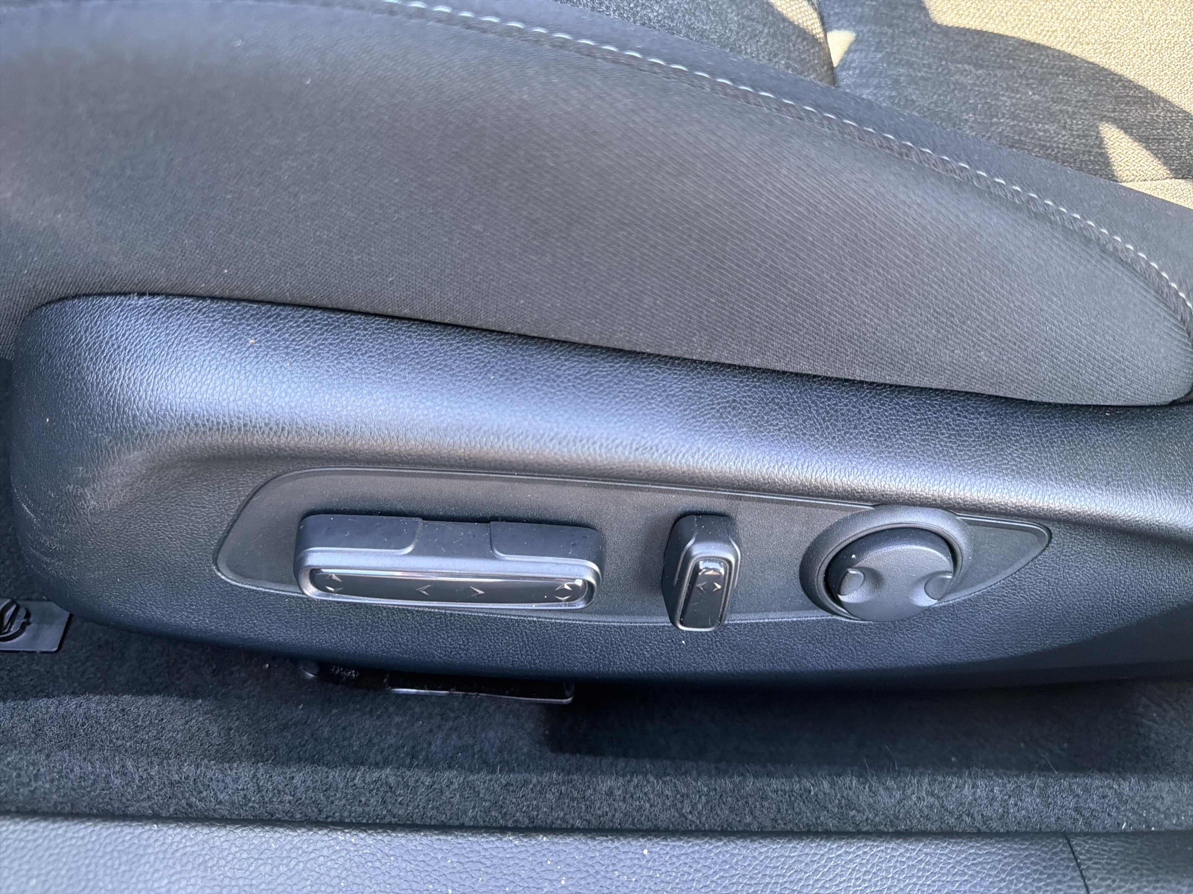 Used 2025 Honda Accord Sport image 27