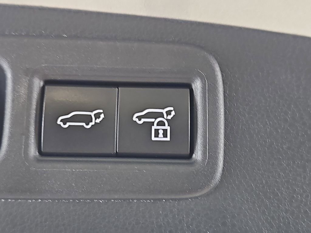 Certified 2023 Lexus RX 500h F Sport AWD/4WD image 16