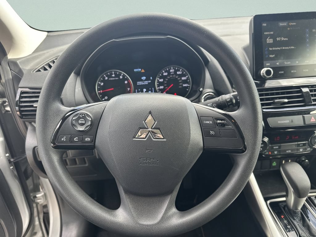 Used 2025 Mitsubishi Eclipse Cross LE AWD/4WD image 15