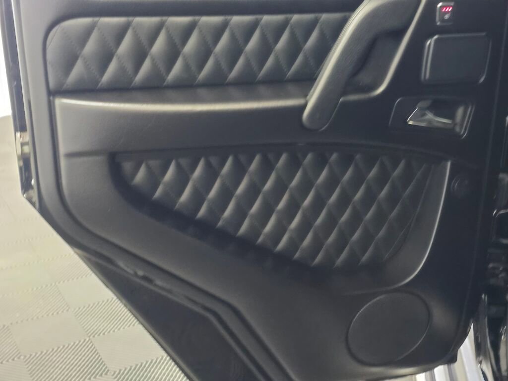 Used 2016 Mercedes-Benz G 63 AMG 4MATIC image 18