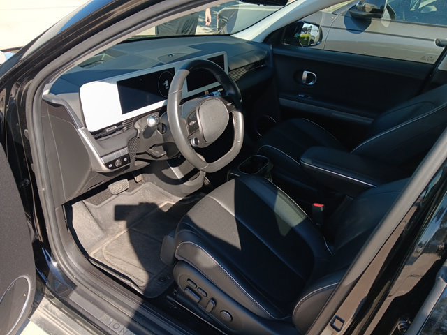 Used 2024 Hyundai Ioniq 5 Limited AWD/4WD image 3