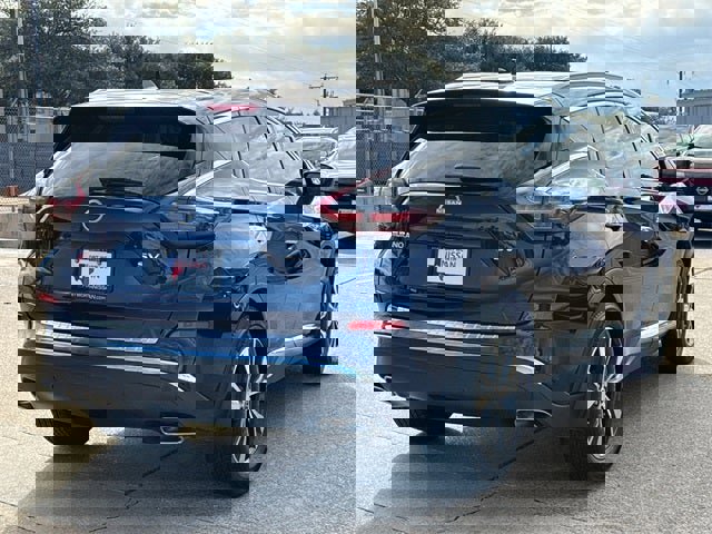 Used 2023 Nissan Murano SV image 9