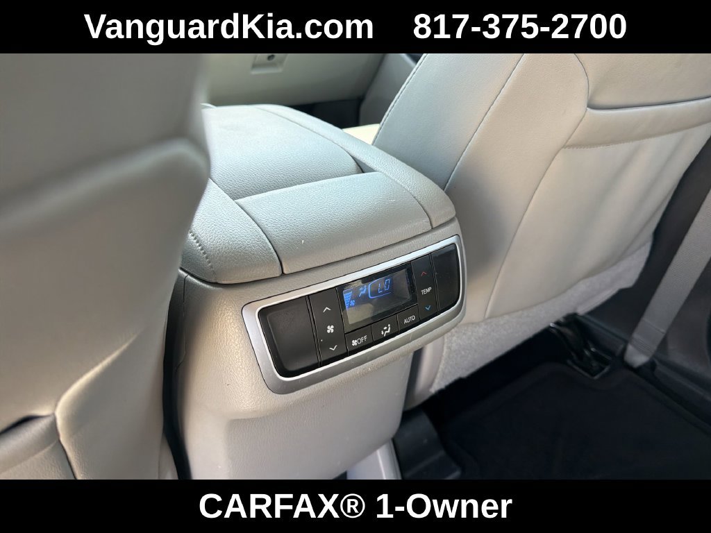 Used 2019 Toyota Highlander XLE FWD image 24