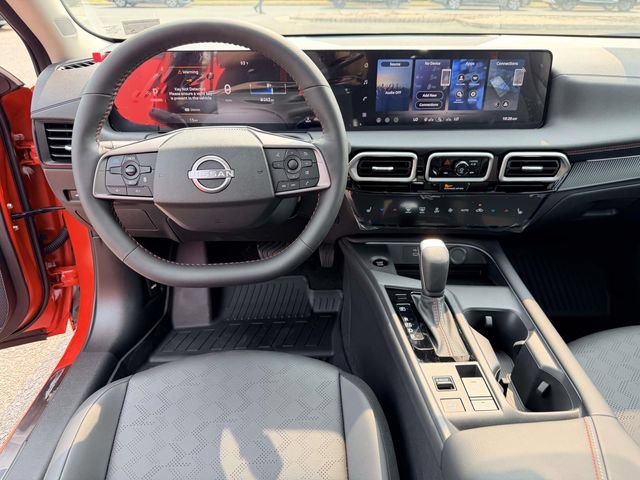 New 2026 Nissan Sentra SR w/ SR Premium Package FWD image 19