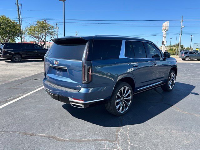 Used 2026 Cadillac Escalade Luxury w/ Touring Package AWD/4WD image 6