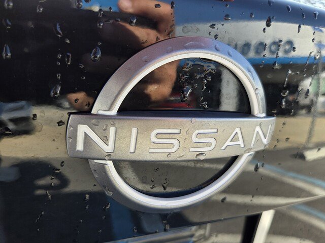 Used 2024 Nissan Sentra SV FWD image 30