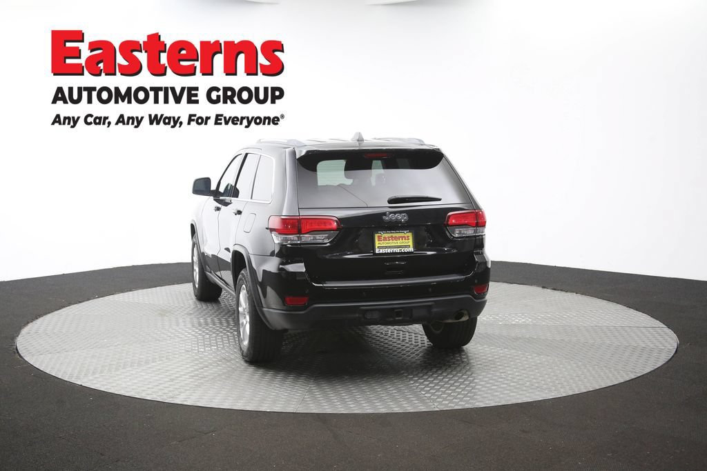 Used 2021 Jeep Grand Cherokee Laredo AWD/4WD image 37