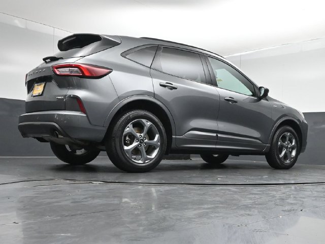 Certified 2024 Ford Escape ST-Line w/ Tech Pack #1 AWD/4WD image 43