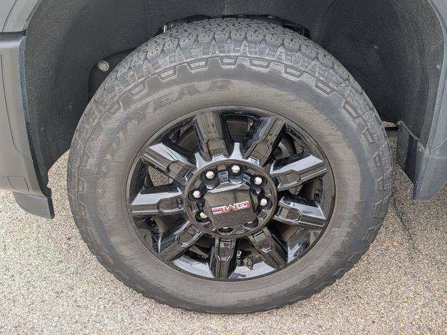 Used 2024 GMC Sierra 2500 AT4 w/ AT4 Premium Plus Package image 28