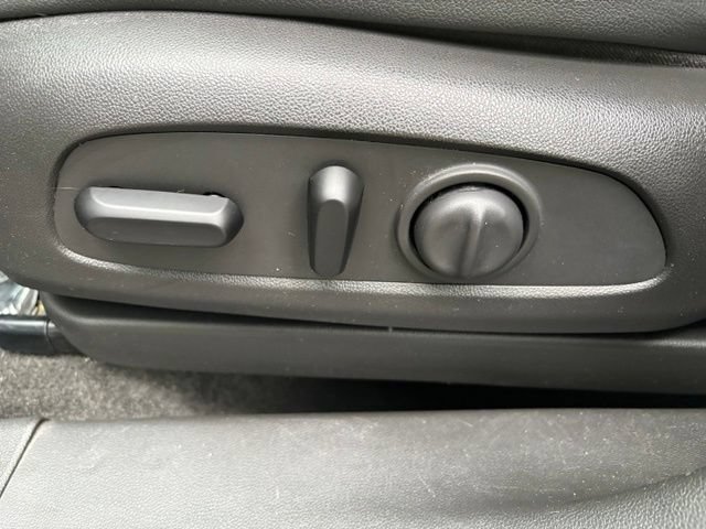 Used 2020 Buick Encore GX Essence FWD image 12