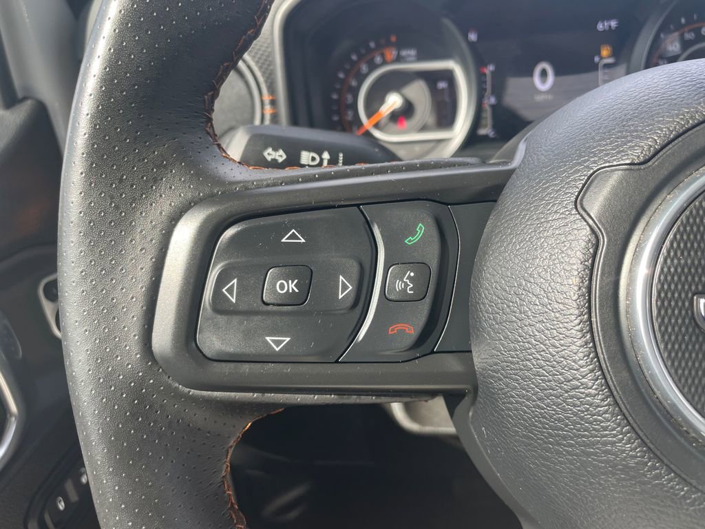 Used 2024 Jeep Gladiator Mojave w/ Convenience Group image 24