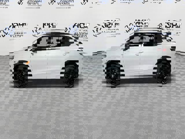 New 2025 Volkswagen Tiguan SE R-Line image 5