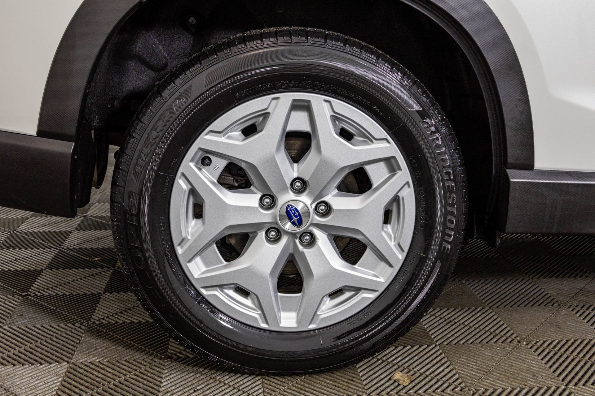 Used 2023 Subaru Forester AWD/4WD image 50