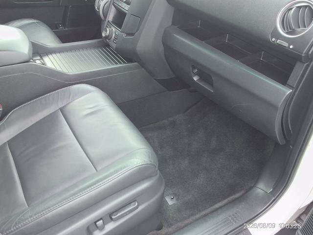 Used 2015 Honda Pilot Touring image 19
