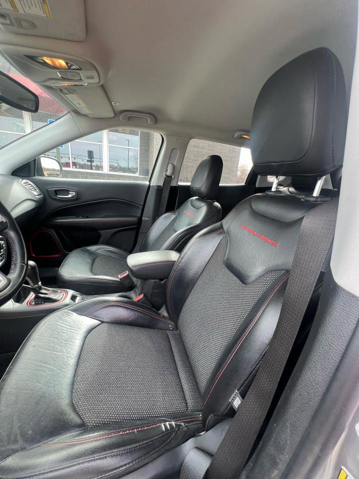 Used 2019 Jeep Compass Trailhawk image 11