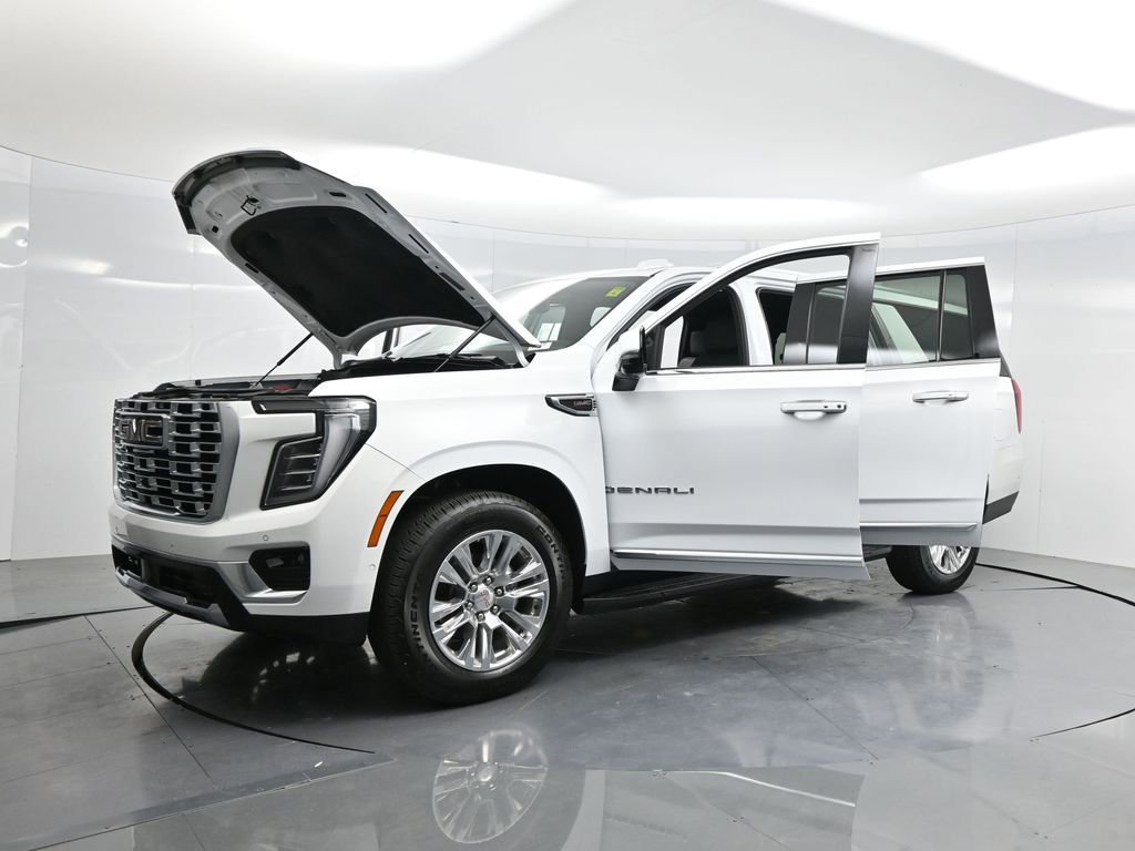 Used 2025 GMC Yukon XL Denali image 50