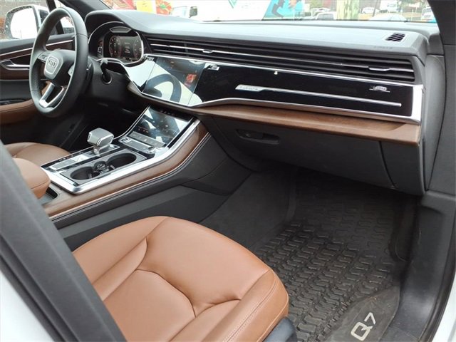 Used 2025 Audi Q7 3.0T Premium Plus image 9