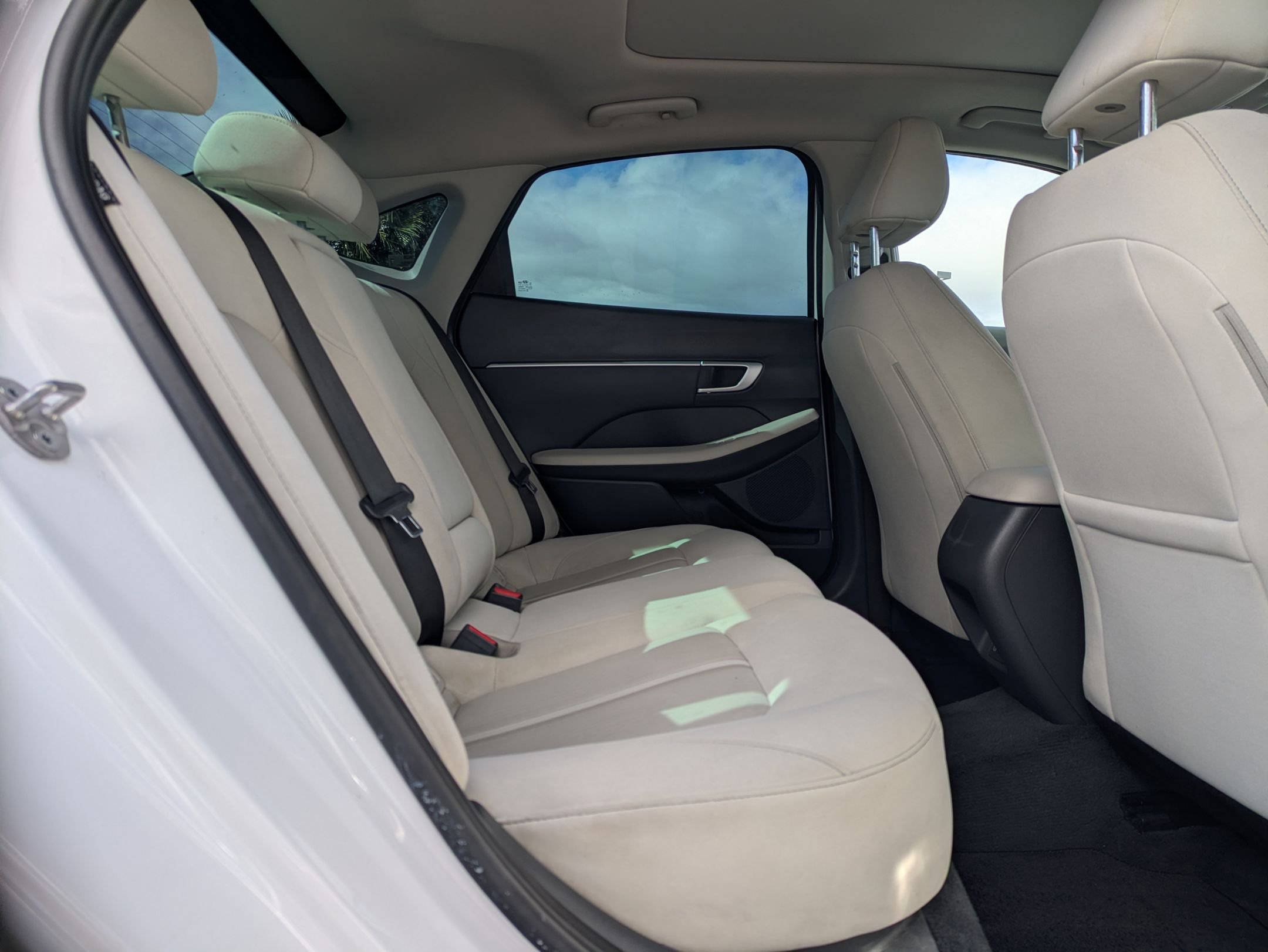 Certified 2024 Hyundai Sonata SEL w/ Convenience Package FWD image 12