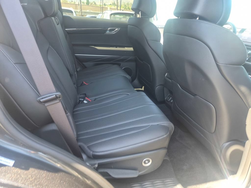 Used 2026 Genesis GV80 2.5T RWD image 22