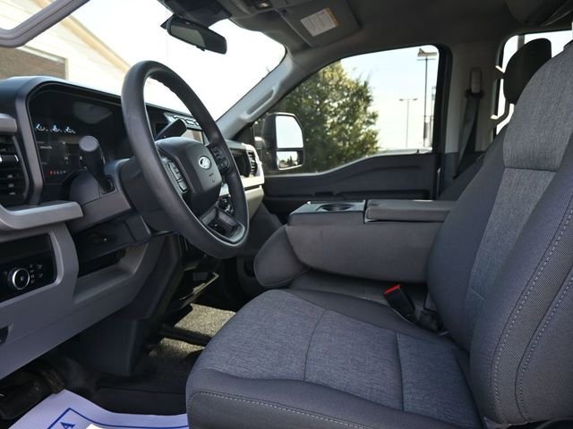 Used 2024 Ford F350 XL w/ XL Chrome Package image 12