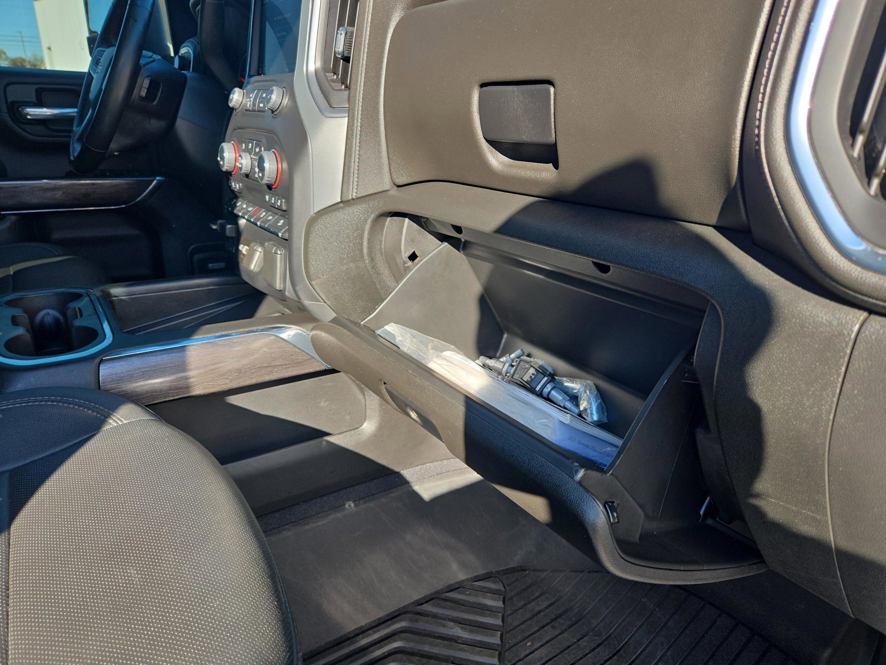 Used 2023 Chevrolet Silverado 2500 LTZ image 39