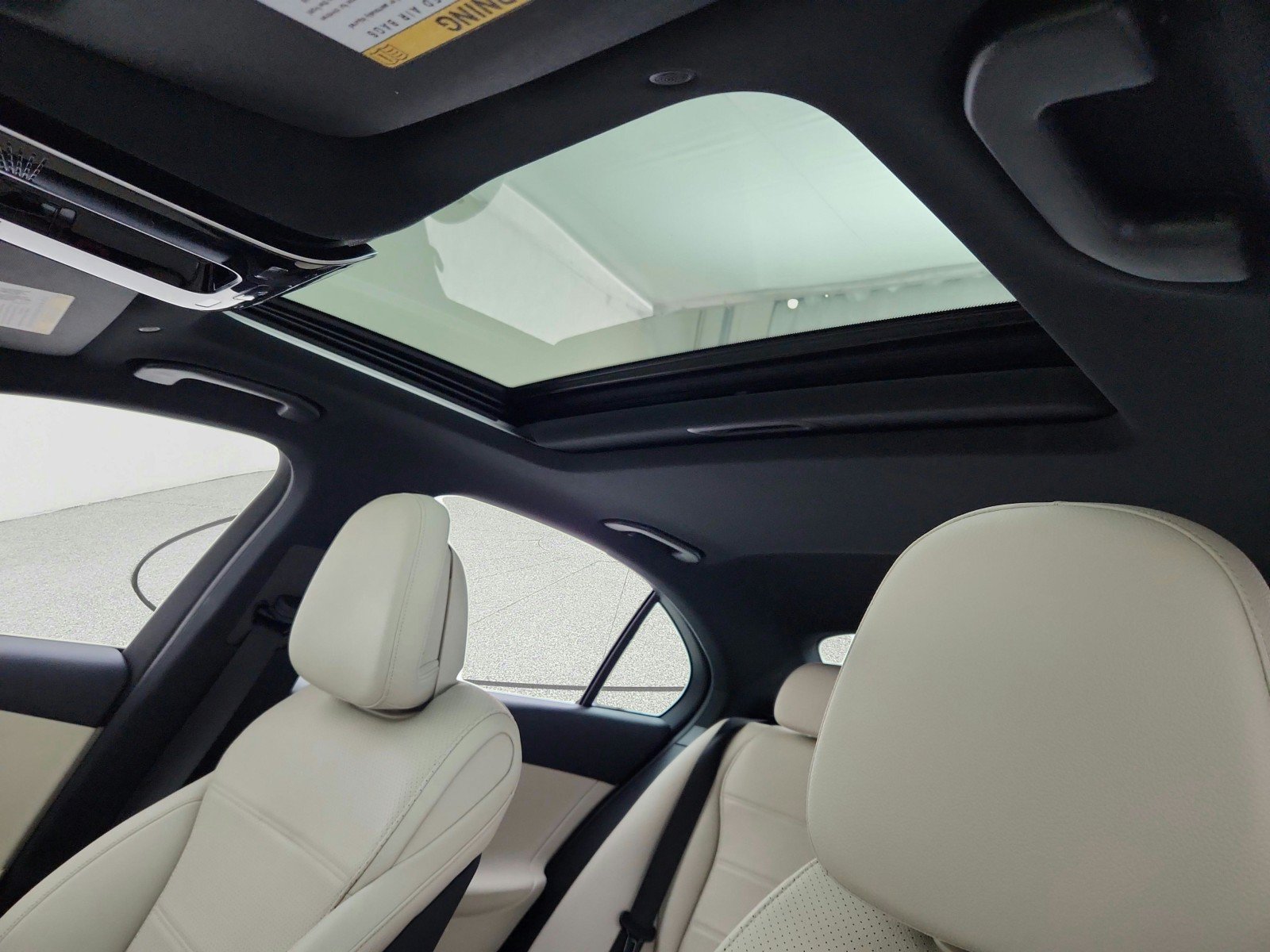 Certified 2023 Mercedes-Benz C 300 Sedan w/ Exclusive Trim Package image 18