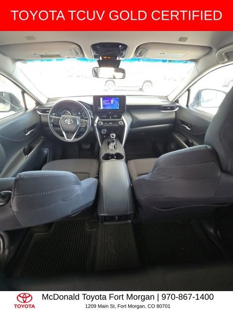 Used 2024 Toyota Venza LE AWD/4WD image 14