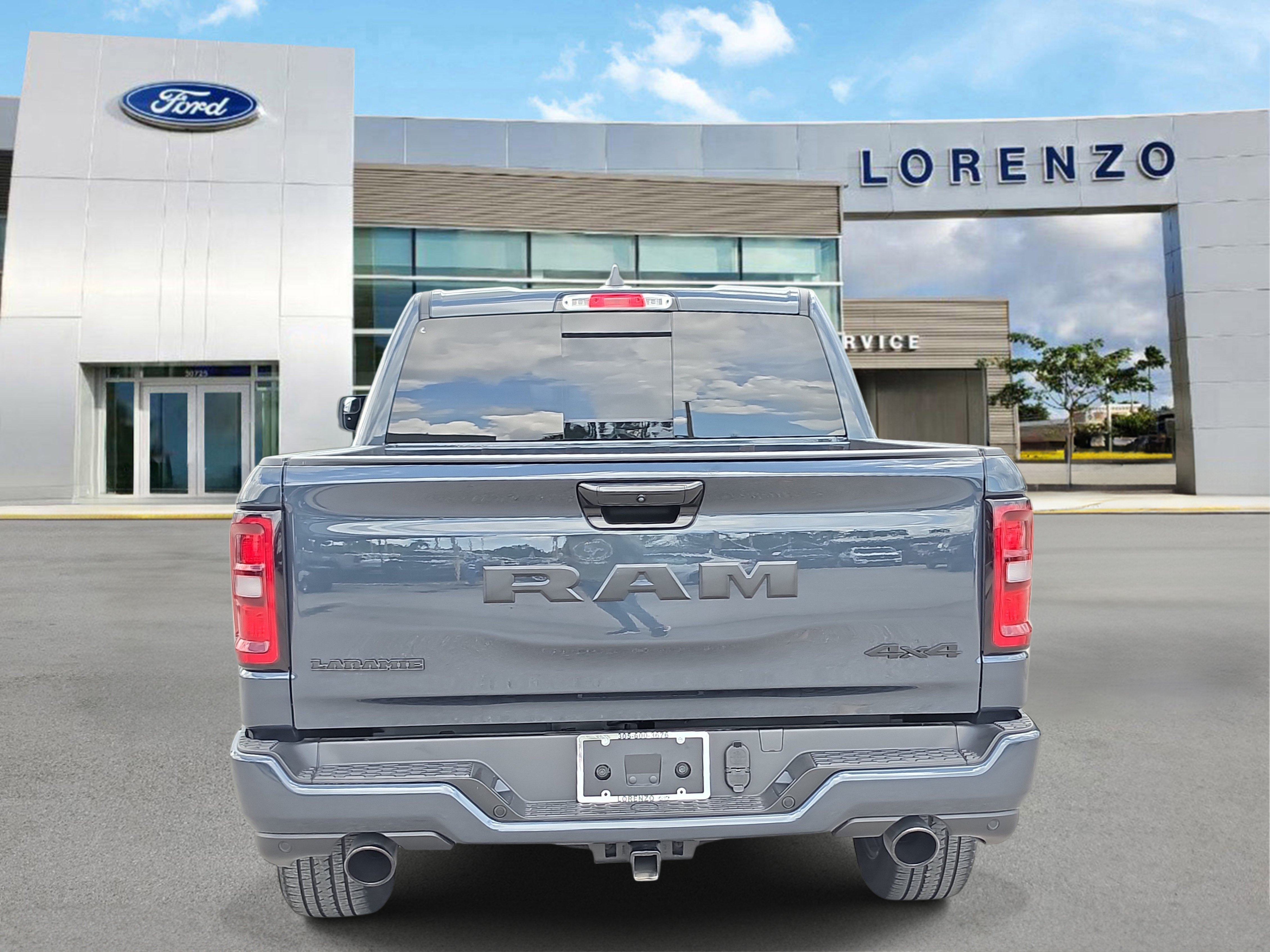 Used 2026 RAM 1500 Laramie w/ Night Edition AWD/4WD image 5