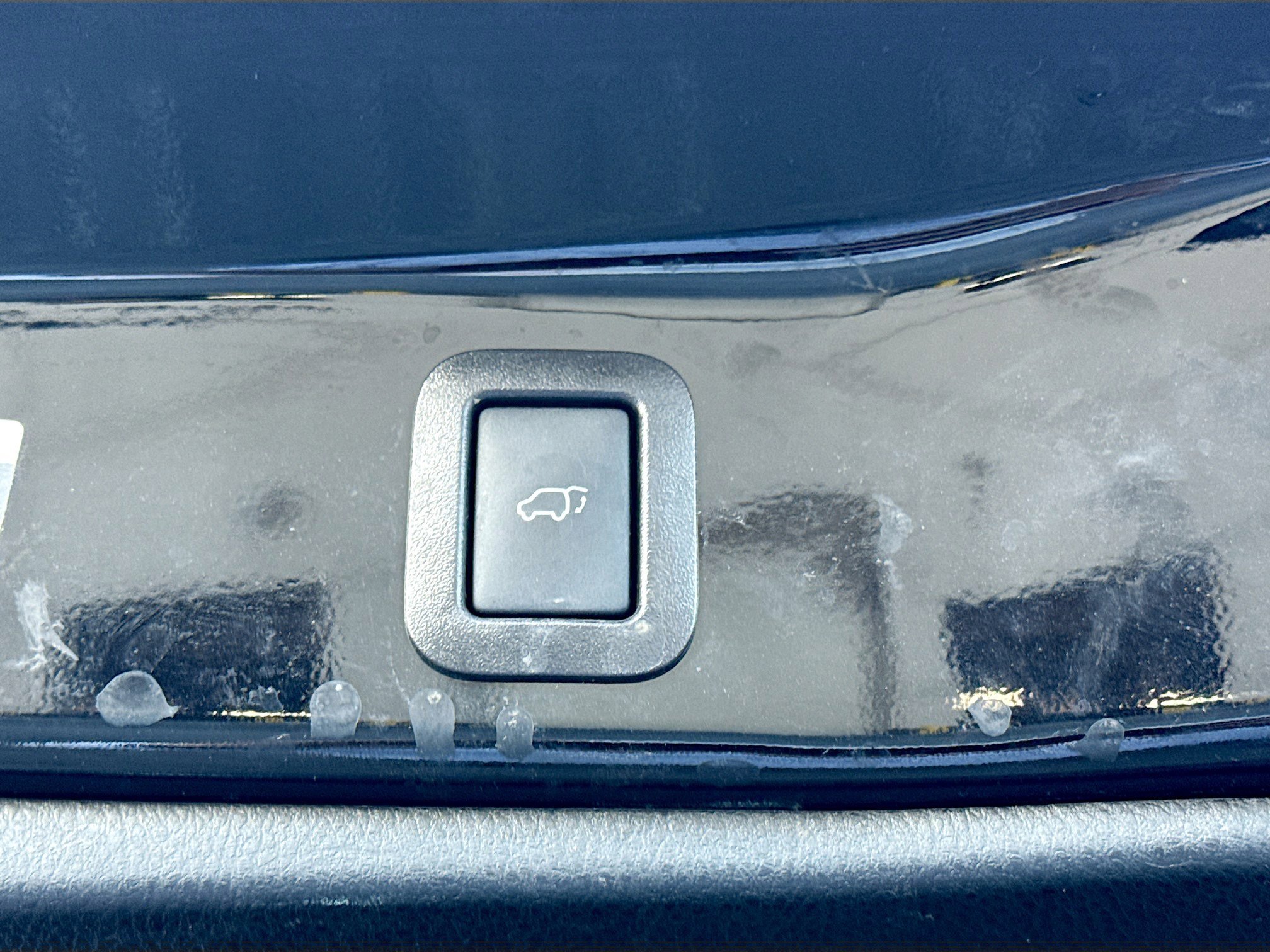 Used 2019 Toyota Highlander Limited image 14