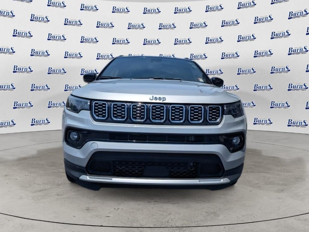 Used 2025 Jeep Compass Limited AWD/4WD image 8