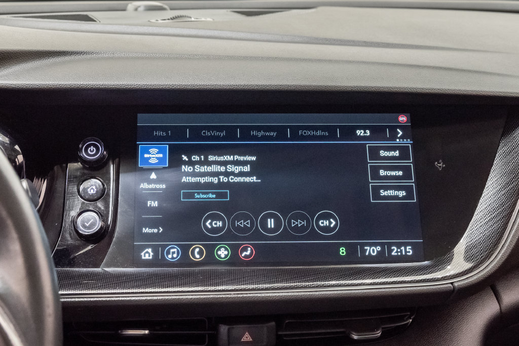 Used 2023 Buick Envision Essence w/ Sport Touring Package FWD image 19