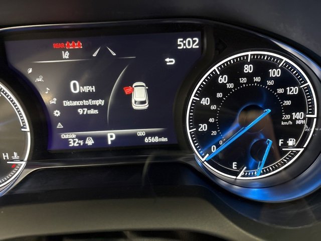 Certified 2024 Toyota Venza XLE image 22