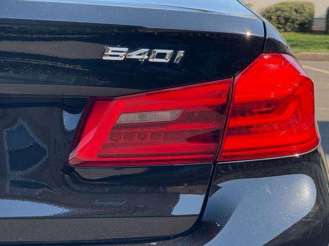 Used 2019 BMW 540i xDrive w/ Convenience Package image 17